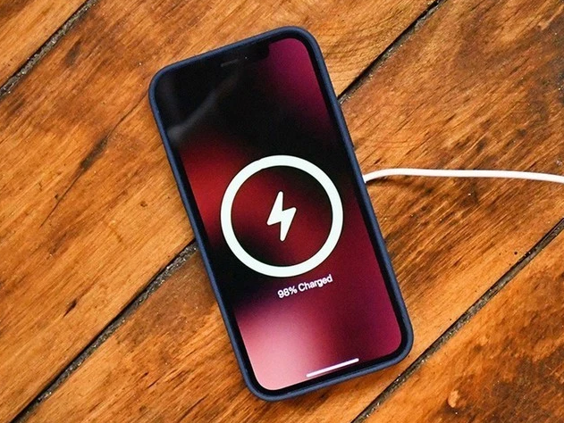 茌平苹果手机维修分享iPhone 12可以随便充电吗 